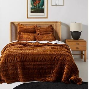 Anthropologie Lustered Velvet Alastair Quilt Shams Queen Bronze Terracotta Brown